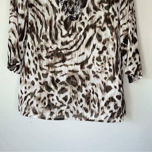 Chico's Brown Patterned Sheer Blouse Size 1 (Medium) - Picture 9 of 11
